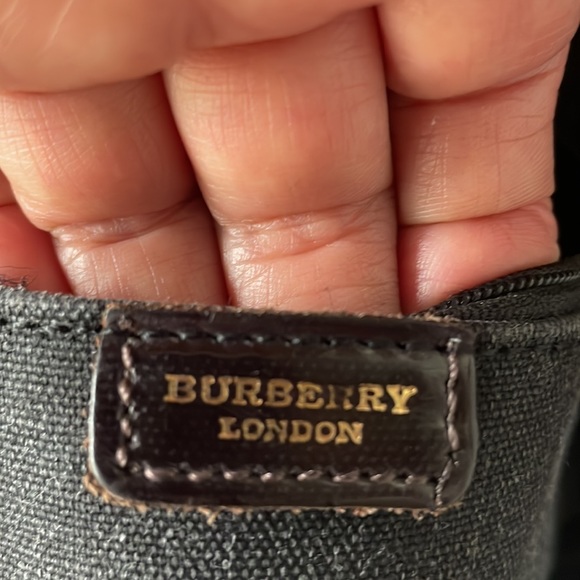 AUTHENTIC LARGE TOTE BAG BURBERRY. - Picture 11 of 17